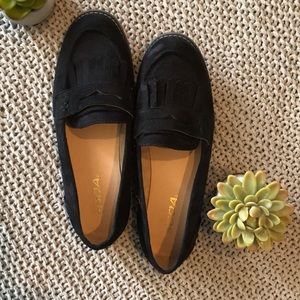 Black flats SIZE 8 🖤